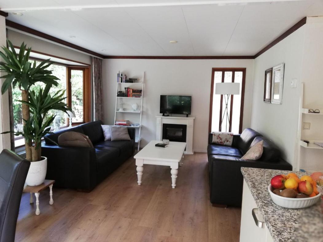 Roodborstje 4 Persoonschalet Putten Εξωτερικό φωτογραφία