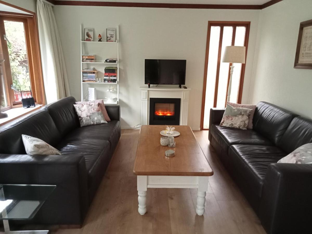 Roodborstje 4 Persoonschalet Putten Εξωτερικό φωτογραφία